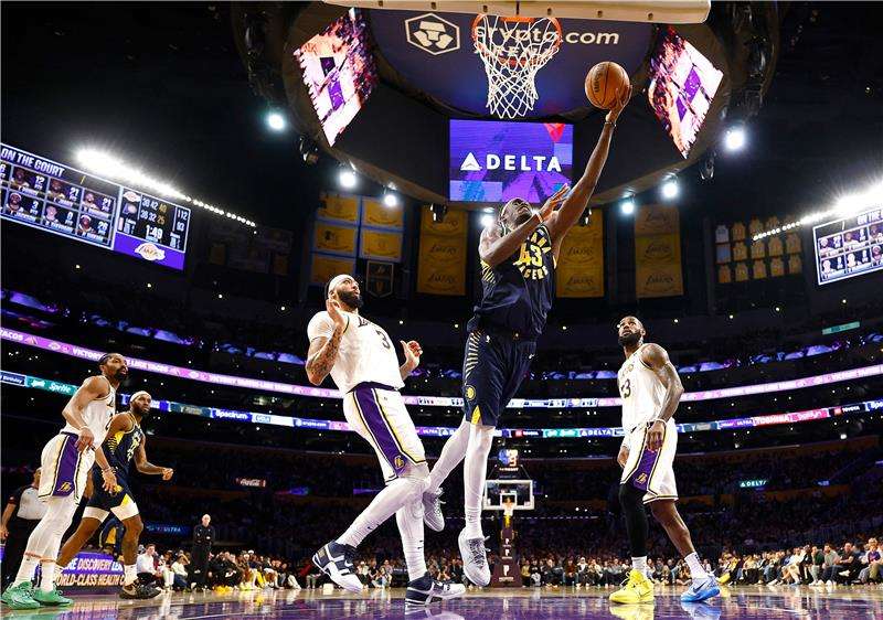 من مباراة ليكرز وبيسرز