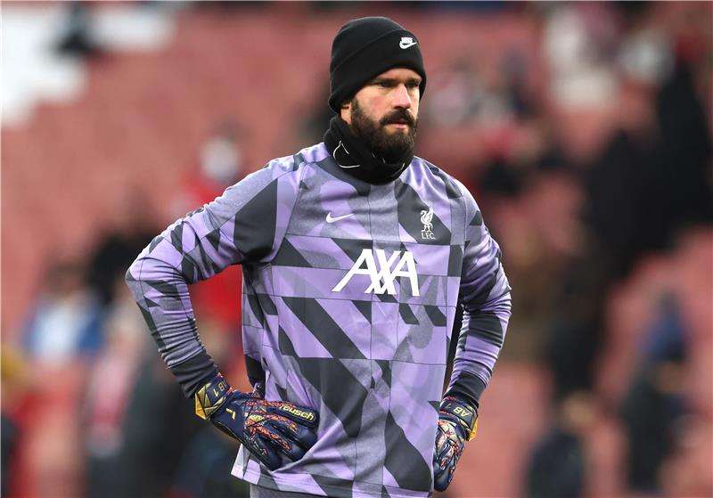 أليسون بيكر