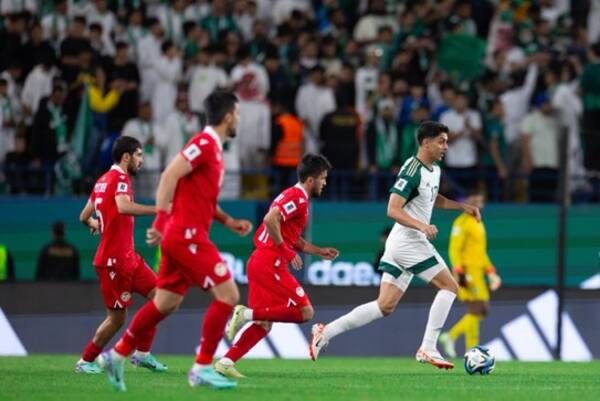 لقاء سابق بين المنتخبين