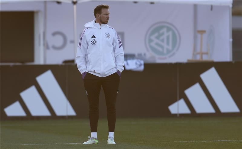 جوليان ناجلسمان