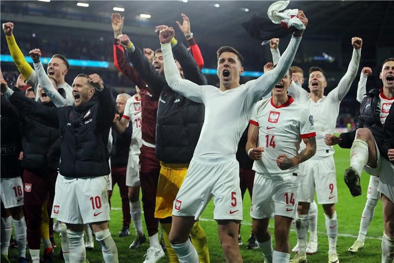 فرحة منتخب بولندا