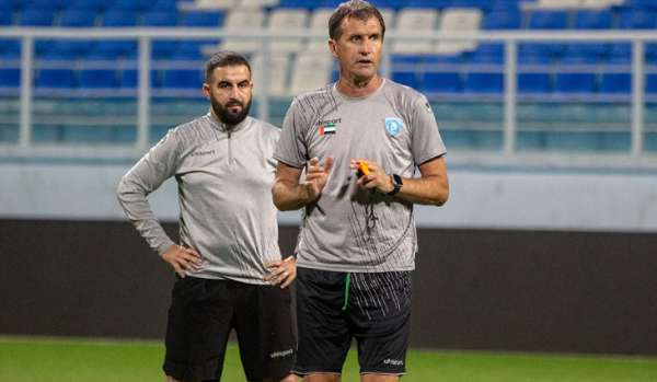 نيناد فانيك