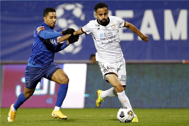 لقاء سابق بين الفريقين