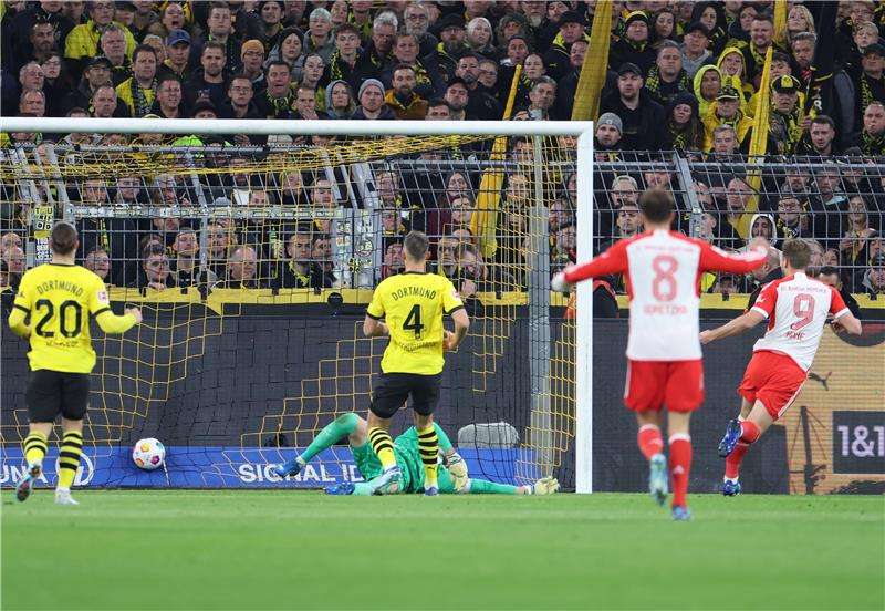 لقاء سابق بين الفريقين