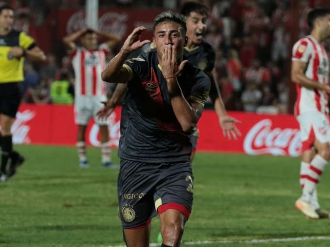 أرخنتينوس جونيورز