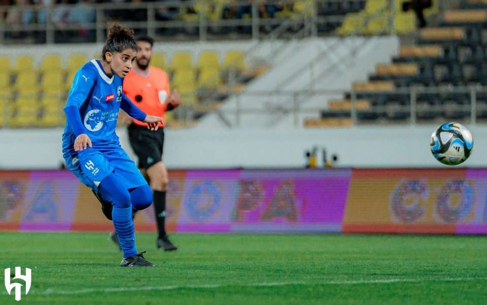 نورة الحملي في لقاء الاتحاد والهلال