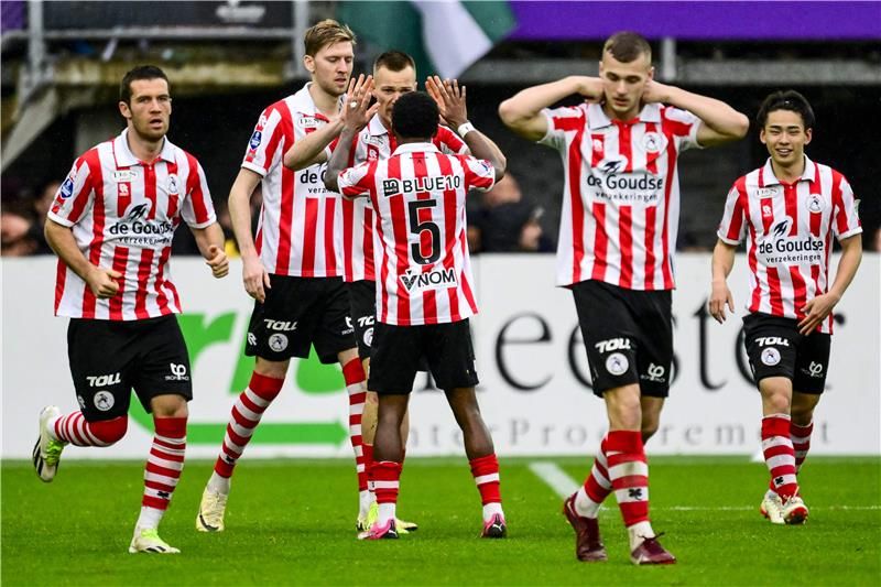 لاعبو سبارتا روتردام