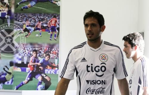 2011-10-04t223739z_01_asu17_rtridsp_3_soccer-latam_reuters