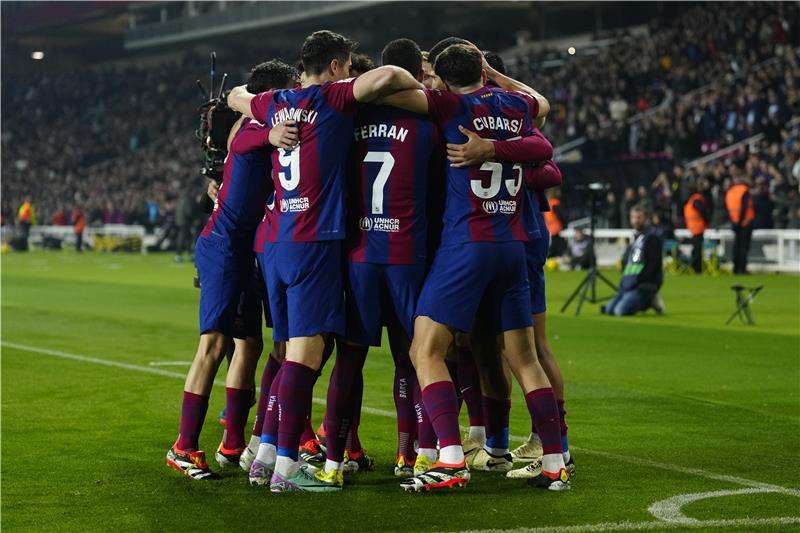 لاعبو برشلونة