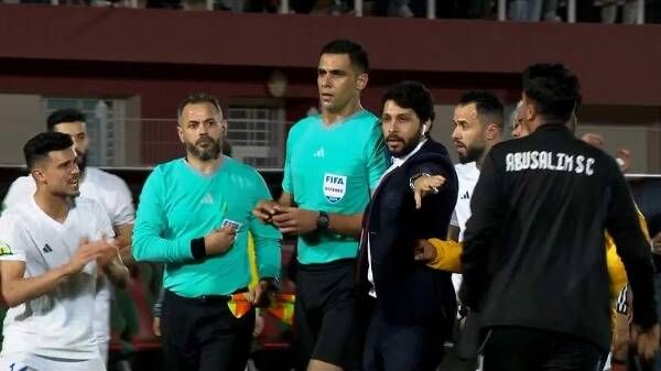 الحكم محمد معروف من لقاء أمس