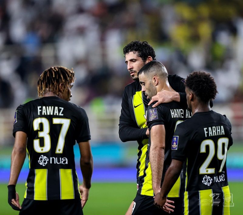 لاعبو الاتحاد