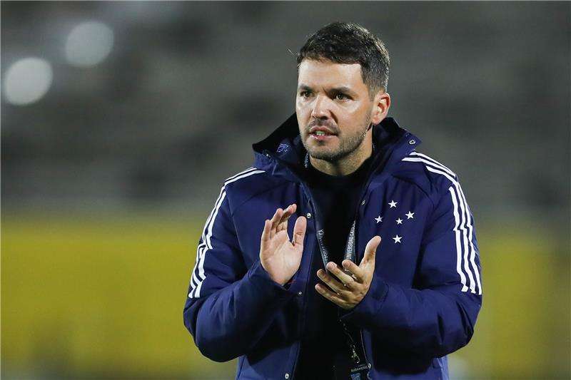 نيكولاس لاركامون