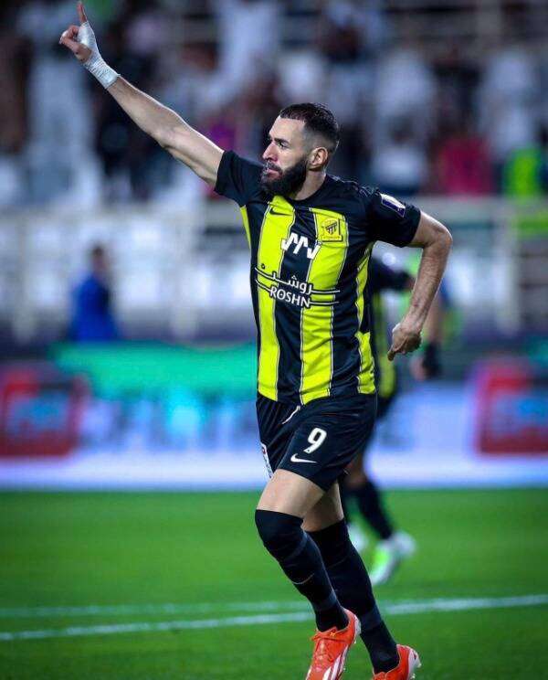 كريم بنزيما