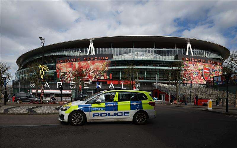 ملعب الإمارات