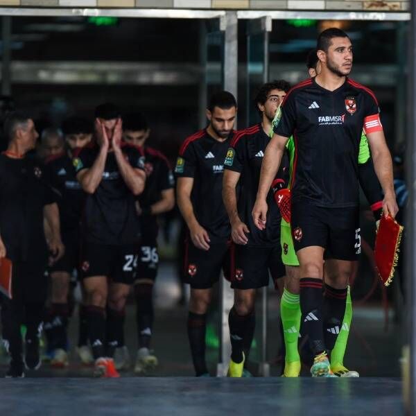 لاعبو الأهلي