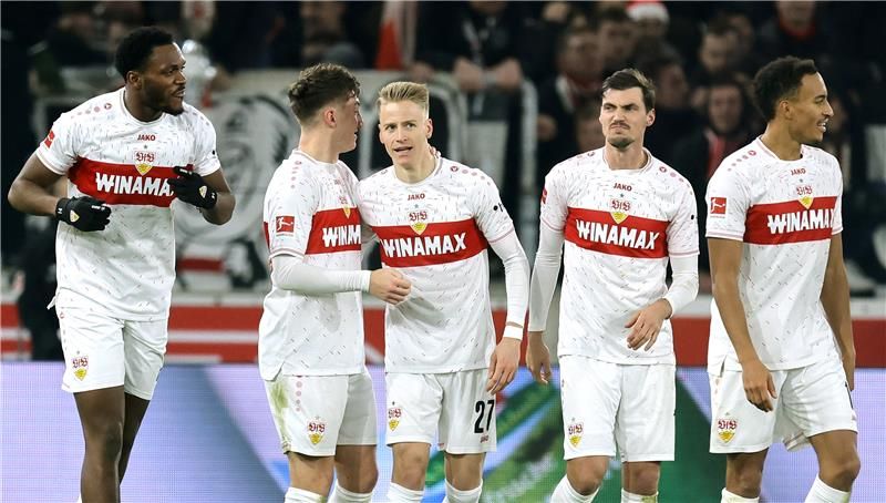 لاعبو شتوتجارت