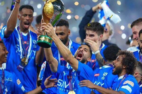 من تتويج الهلال