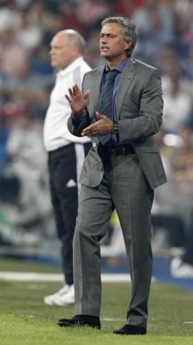 2010-09-15t200021z_01_pdh115_rtridsp_3_soccer-champions_reuters