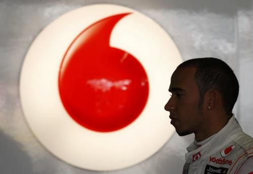2011-10-08t042232z_01_suz56_rtridsp_3_motor-racing-prix_reuters