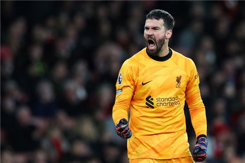 أليسون بيكر