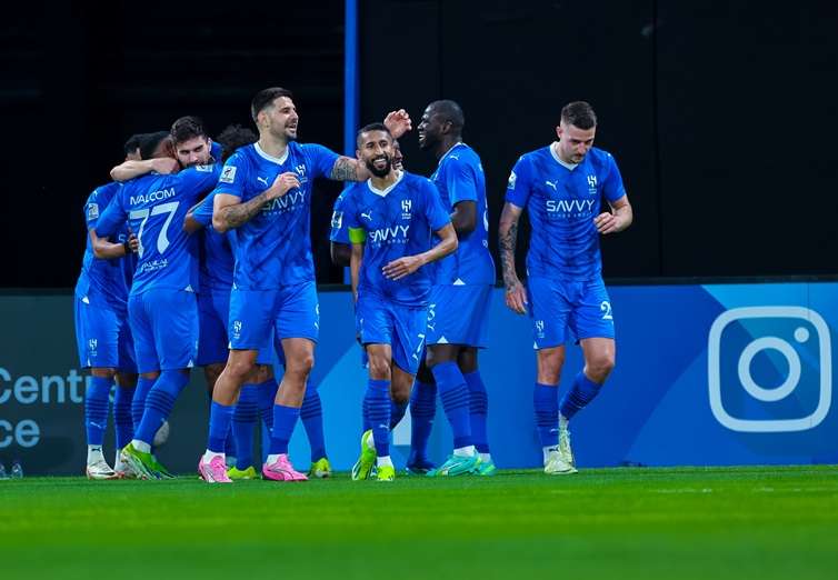 لاعبو الهلال