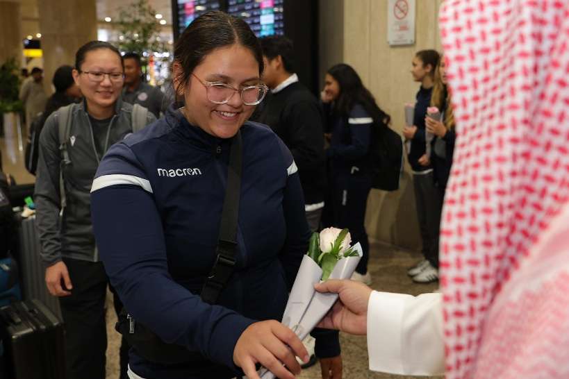 وصول لاعبات غوام للسعودية