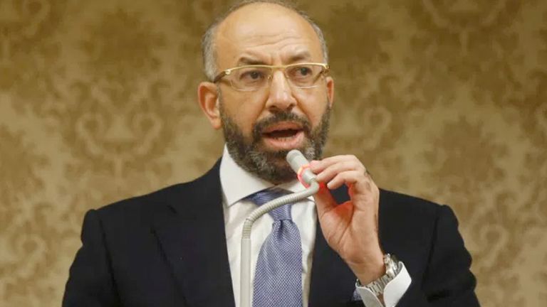 حسام المندوة