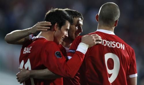 2011-10-11t190114z_01_sof06_rtridsp_3_soccer-euro_reuters