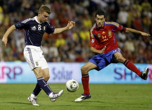 2011-10-11t191254z_01_hjk03_rtridsp_3_soccer-euro_reuters