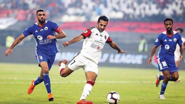 من الدوري الإماراتي