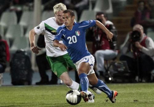 2011-10-11t195650z_01_asb505_rtridsp_3_soccer-euro_reuters