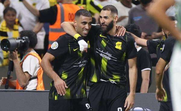 حمد الله وبنزيما