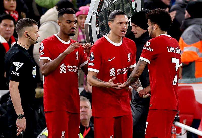 لاعبو ليفربول