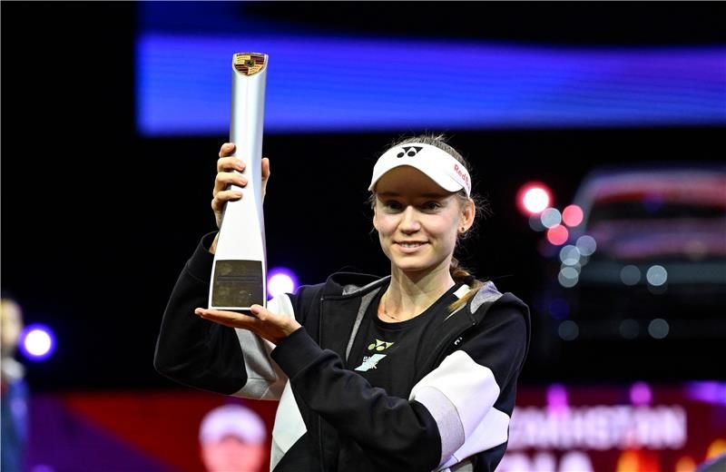 يلينا ريباكينا