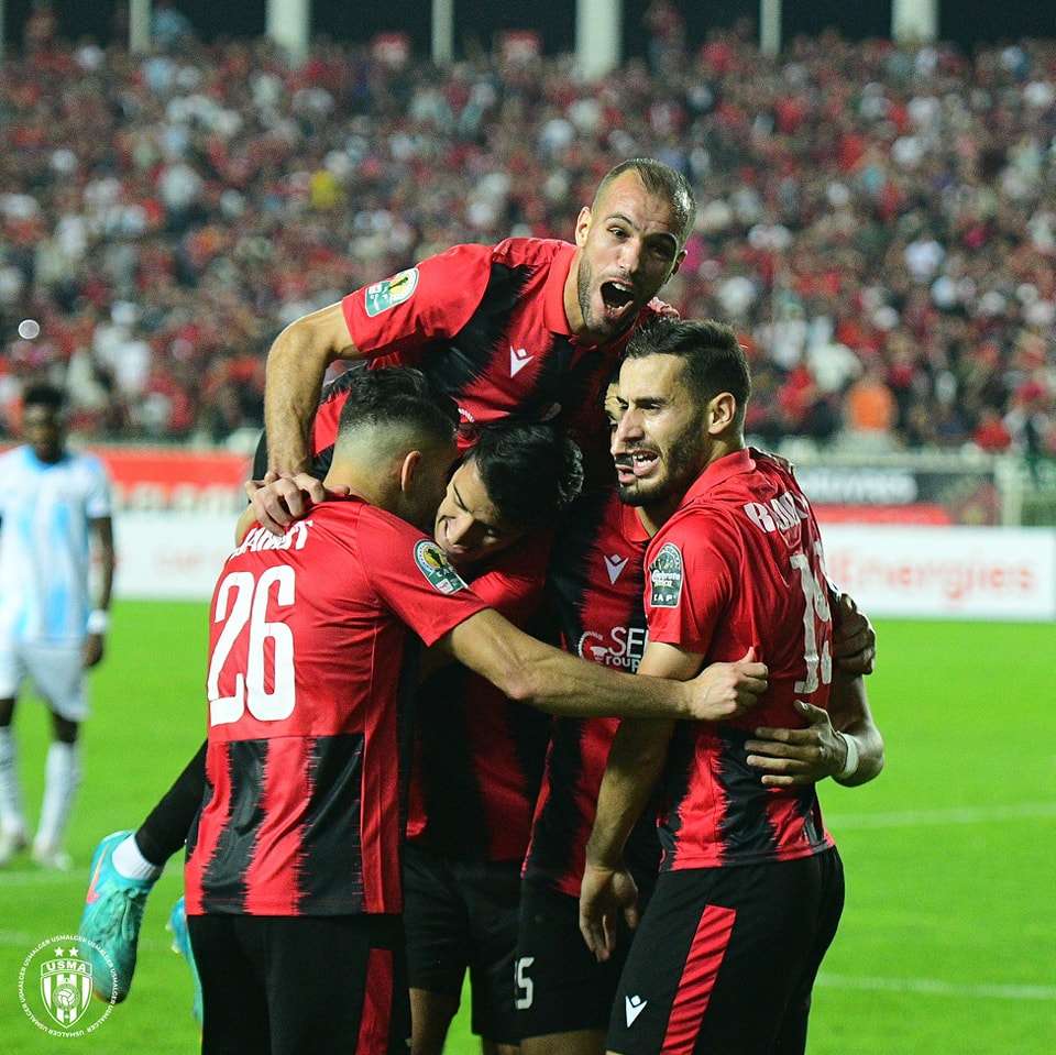 لاعبو اتحاد العاصمة