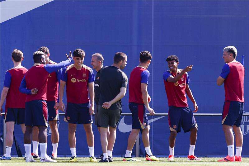 لاعبو برشلونة