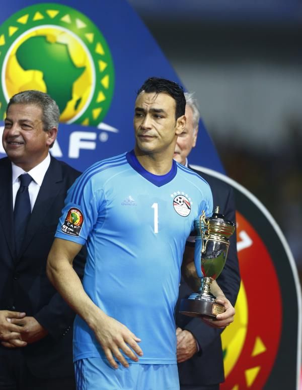 عصام الحضري