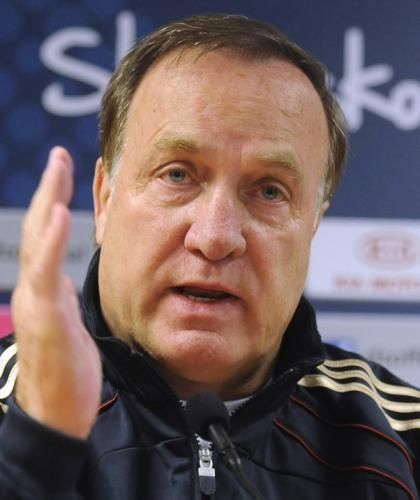  ديك ادفوكات مدرب منتخب روسيا 