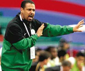 المدرب السعودى يوسف عنبر