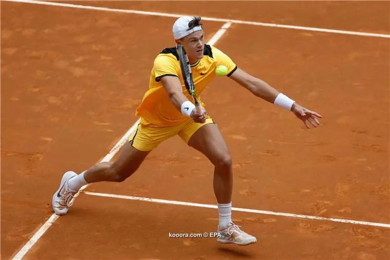 ?i=epa%2ftennis%2f2024-04%2f2024-04-26-11303235_epa