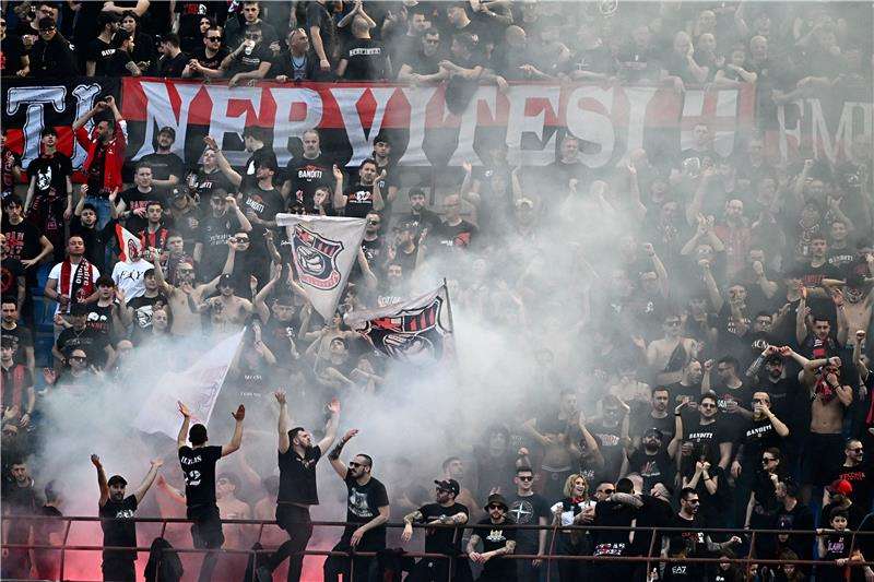 جماهير ميلان