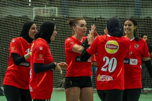 لاعبات الأهلى