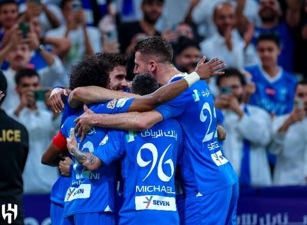 لاعبو الهلال