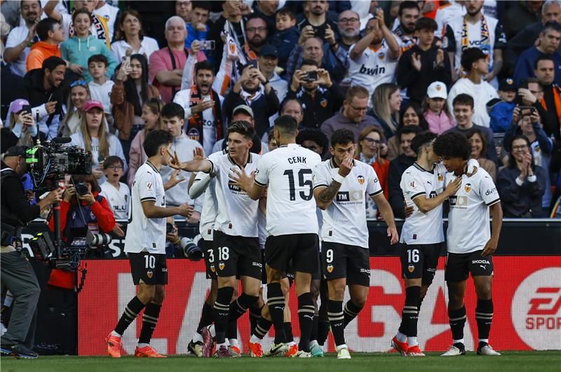 لاعبو فالنسيا