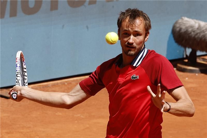 دانيل ميدفيديف