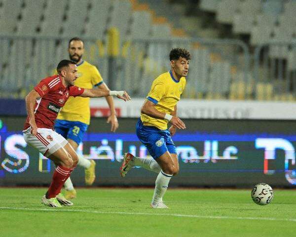 لقاء سابق بين الفريقين