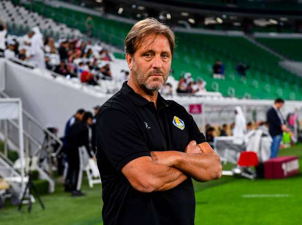 بيدرو مارتينز