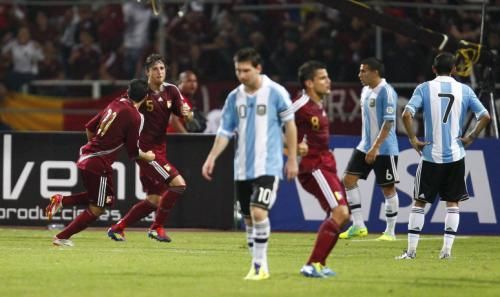 2011-10-12t024527z_01_ast73_rtridsp_3_soccer-world-southamerica_reuters