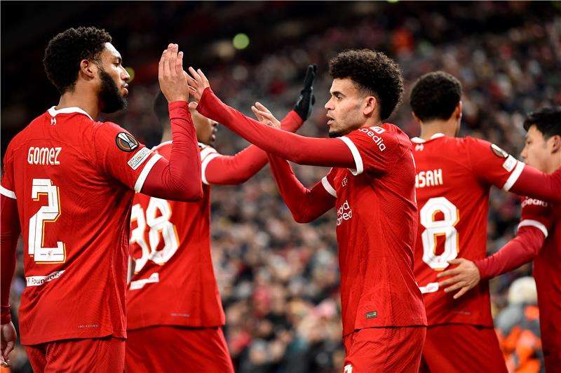 لاعبو ليفربول