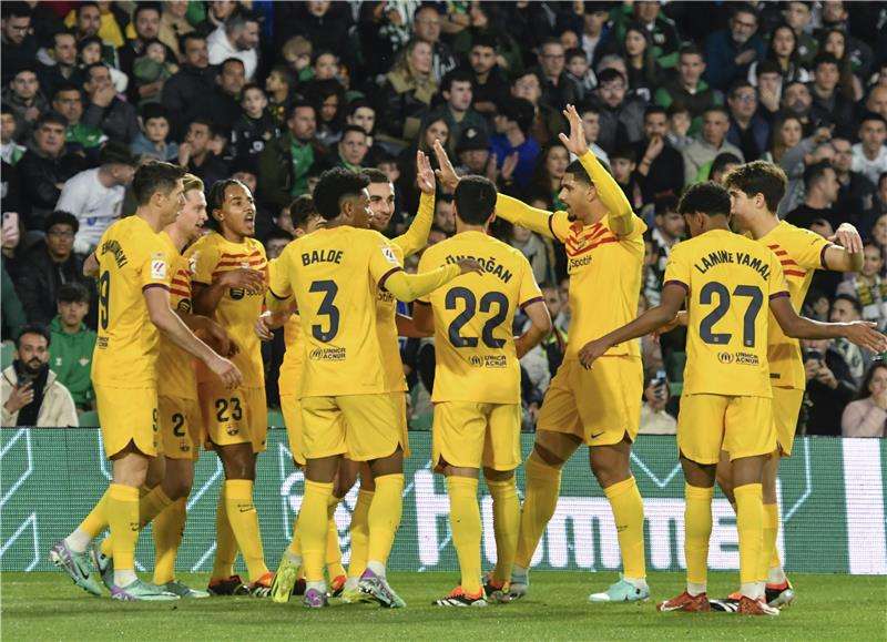 لاعبو برشلونة